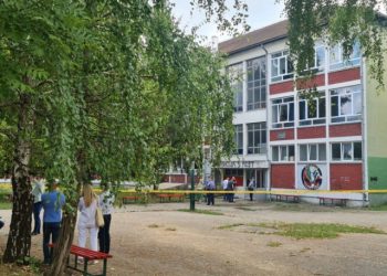 OČEVID ZAVRŠEN U VEČERNJIM SATIMA Policija izvršila pretres vozila i kuće ubojice iz Sanskog Mosta