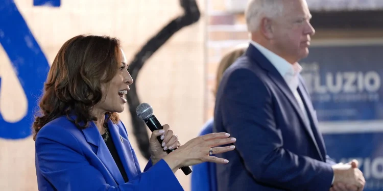 Obračun 2024.: Čini se da Harris Trumpa naziva ‘kukavicom’ u nastupu u predizbornoj kampanji