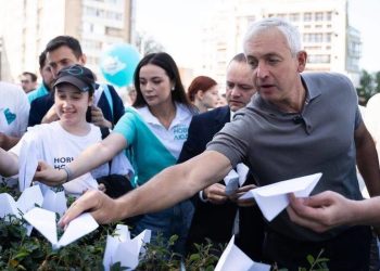 Održan skup kod francuskog veleposlanstva u Moskvi kako bi se tražilo oslobađanje Durova (FOTOGRAFIJE) — RT Rusija i bivši Sovjetski Savez