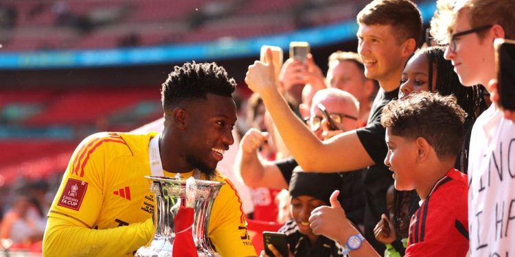 Onana: “Kritike? U United je stigao kao najbolji vratar na svijetu”