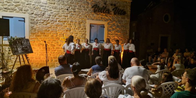 Ovacije za klapu Garofuli, vrijeme je za Raspivao Bibinje