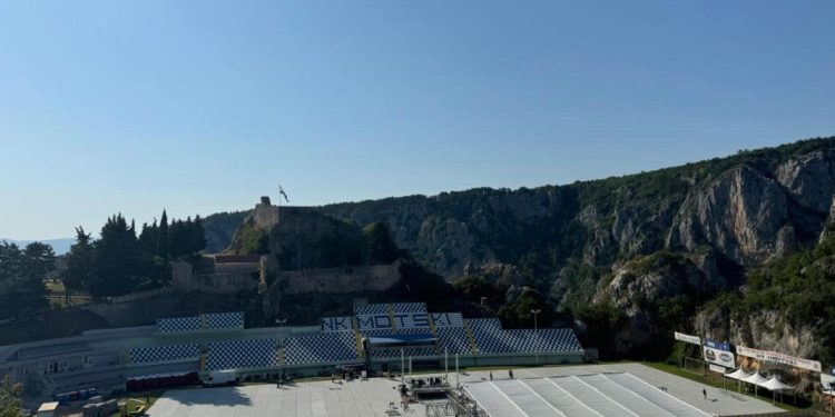 Ovako izgleda Gospin Dolac uoči spektakularnog koncerta ‘Imotski ne zaboravi’