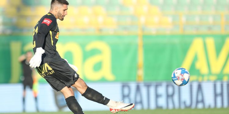 POČETNI SASTAVI Istra 1961 na novom travnjaku Aldo Drosine dočekuje Goricu | NACIONAL.HR