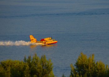 POŽARI U DALMACIJI Vatrogasci se i dalje bore sa stihijom, najozbiljnije je kod Trogira