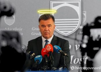 PRAVEDNI HURDA Salem Marić je prije četiri mjeseca govorio da netko huška građane oko solara, a sada je promijenio priču