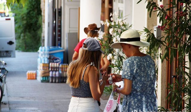 PROGNOZA ZA NAREDNE DANE Danas u Hercegovini mogući kratkotrajni pljuskovi, do vikenda opet vrućine