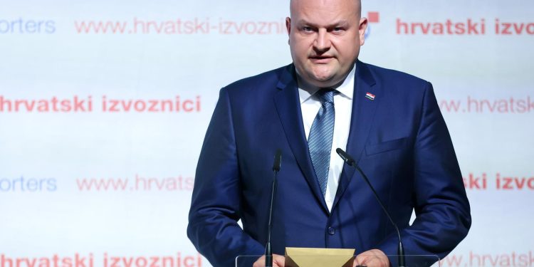MINISTAR GOSPODARSTVA ‘Tući ženu je zločin, ali na OI je to boks’ | NACIONAL.HR