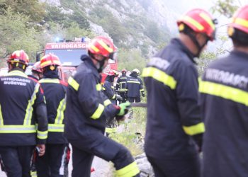 PRIKUPLJANJE SREDSTAVA Vatrogascima iz Makarske požar uništio opremu: ‘Svaka donacija, bez obzira na iznos…’ | NACIONAL.HR