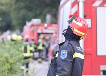 TEŠKI UVJETI RADA Samo jedna žurna služba nema beneficirani radni staž. U Hrvatskoj ga ima više od 35 tisuća ljudi | NACIONAL.HR