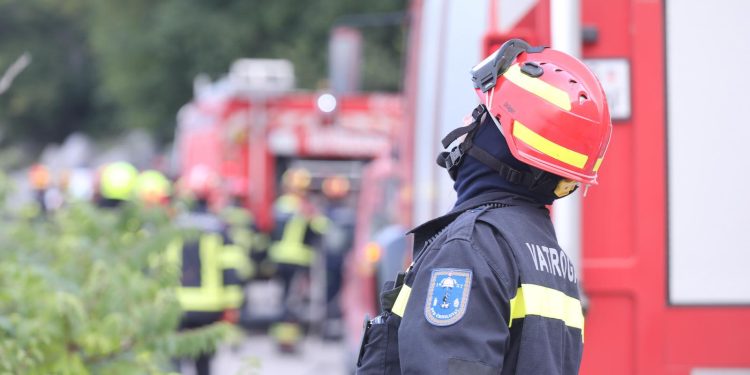 TEŠKI UVJETI RADA Samo jedna žurna služba nema beneficirani radni staž. U Hrvatskoj ga ima više od 35 tisuća ljudi | NACIONAL.HR