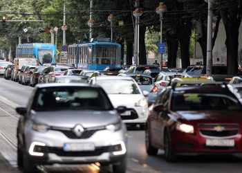 ZATVOREN PODVOŽNJAK Od ranog jutra gužve zbog radova u Savskoj | NACIONAL.HR