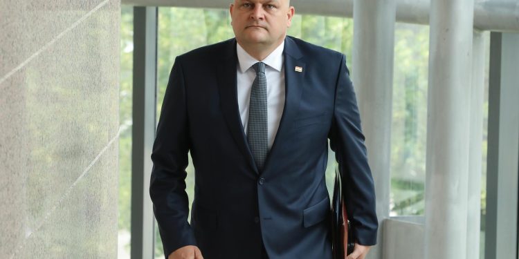 DP-OV MINISTAR O MLINARIĆU ‘Čak i oni koji ga optužuju, imaju direktni interes…’ | NACIONAL.HR