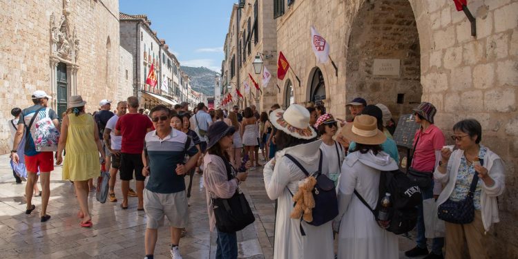 HOTELJERSKA PERSPEKTIVA Loša je popunjenost objekata nižih kategorija, problem su silni apartmani | NACIONAL.HR