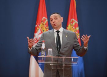 VULIN NE ODUSTAJE ‘Okupili smo se ne da podsjećamo ustaše što su radili, nego…’ | NACIONAL.HR