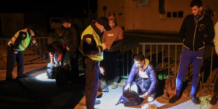 MIGRANTSKA KRIZA Kroz BiH od 2018. prošlo više od 140.000 ilegalnih migranata. Evo iz kojih zemalja najviše dolaze | NACIONAL.HR