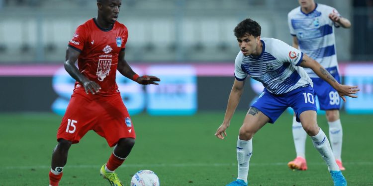 IZBACILI HRVATE PA STRADALI Dambrauskas Ziru poslao doma s šest komada, Ruža u Armeniji kao bosa po trnju | NACIONAL.HR