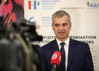 JOŠ MALO PA RUJAN Svi postavljaju isto pitanje: Hoće li poskupjeti plin? Čeka se HERA… | NACIONAL.HR