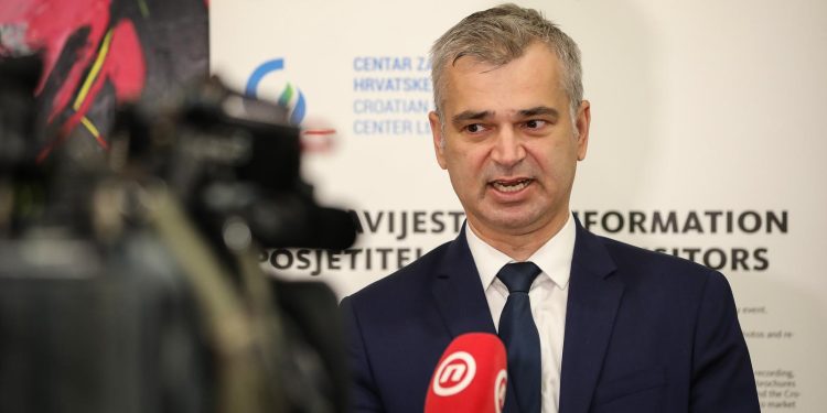 JOŠ MALO PA RUJAN Svi postavljaju isto pitanje: Hoće li poskupjeti plin? Čeka se HERA… | NACIONAL.HR