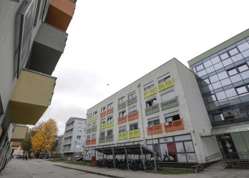 CVJETA BIZNIS Tisuće studenata nije dobilo smještaj u studentskim domovima, mjesto se kupuje na crno. ‘Cijena ide do tisuću eura’ | NACIONAL.HR