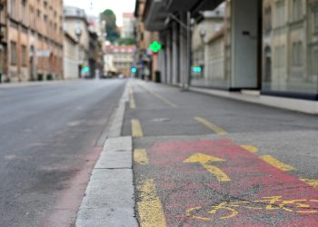 ‘OBJASNITE, GRADONAČELNIČE…’ Ukinuli parking u centru Zagreba, stavili biciklističke staze | NACIONAL.HR