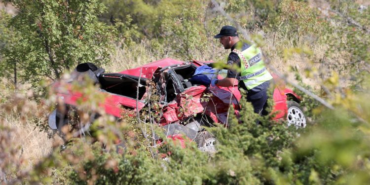 DETALJI NESREĆE NA VIRSKOJ ‘CESTI SMRTI’ Policajac: ‘Majka je spasila ostale, gurala je kolica…’ | NACIONAL.HR