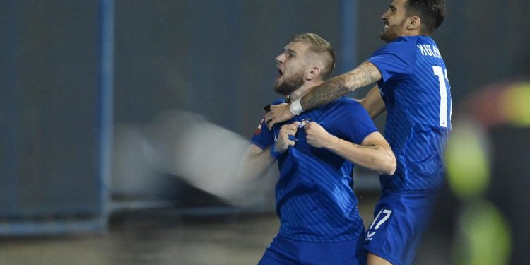 USAMLJENI NA VRHU Dinamo uvjerljivo pobjedom nad Šibenikom čestitao Bad Blue Boysima rođendan | NACIONAL.HR