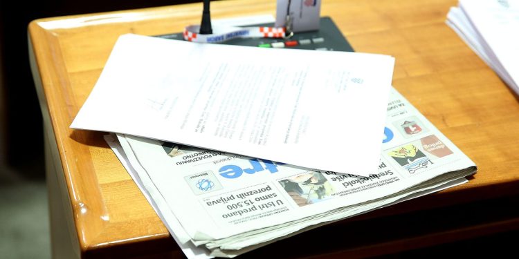 SUKOB ZBOG PEČATA Trgovački sud odbio zahtjev da vlasnik Novog lista plati za korištenje žiga Glasa Istre | NACIONAL.HR