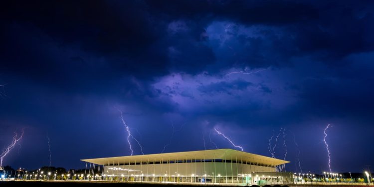 KRAJ TOPLINSKOG VALA Tuča pogodila Zagorje, DMHZ izdao upozorenje | NACIONAL.HR