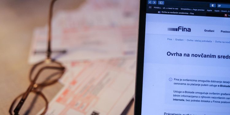 NA IONAKO MIZERNE PENZIJE Pod ovrhom 30.000 umirovljenika. Evo koliko i za što duguju | NACIONAL.HR