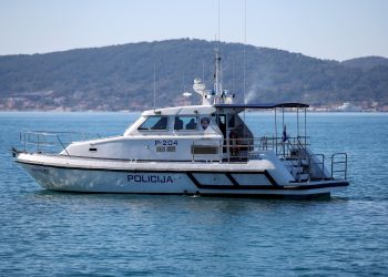 UDARIO O HRID U havariji gumenjaka jedna osoba smrtno stradala, a druga na bolničkom liječenju | NACIONAL.HR