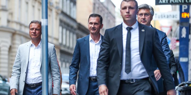 SPOMENUO MILANOVIĆA Primorac o predsjedničkoj utrci: ‘Vjerojatno sam zadnja osoba kojoj to treba’ | NACIONAL.HR