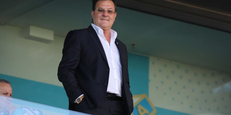 TKO JE SMIJENIO SOPIĆA? Izjave predsjednika Rijeke i sportskog direktora su kontradiktorne, što je istina? | NACIONAL.HR