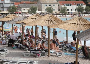 PRIVLAČNI ZBOG KRIZE Turisti opet traže all-inclusive paket aranžmane. Među vrlo popularnim destinacijama i Hrvatska | NACIONAL.HR