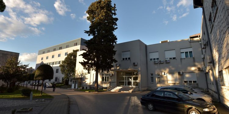 DETALJI STRAVIČNE NESREĆE Na Viru poginula majka, trogodišnje dijete bori se za život | NACIONAL.HR