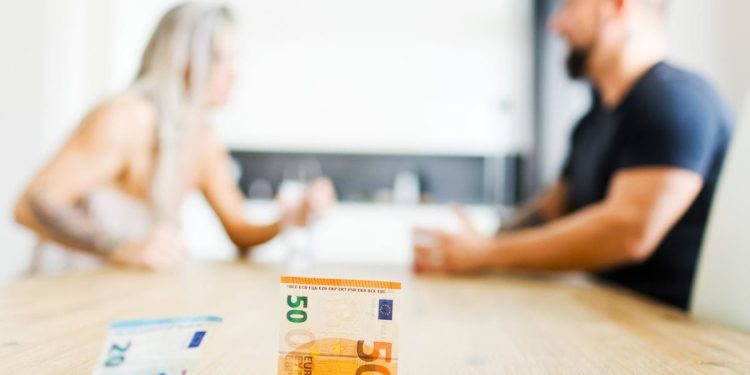 PRIVEDENO TROJE SRBA Prevarili Makaranku – Obećali "riješiti" ljubavne probleme pa joj izmuzli 80 tisuća eura!