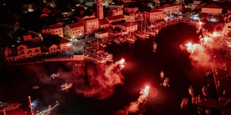 Piratska noć u Pučišćima