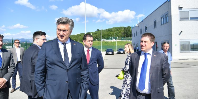 Plenković postavio zamku Olegu, moćni ministar u ratu s premijerom: ‘Prevršio je svaku mjeru’