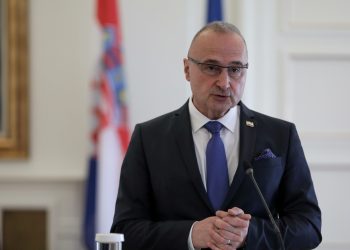 Pljušte optužbe: Reakcija hrvatske vlade na kritike iz Budimpešte i Bratislave