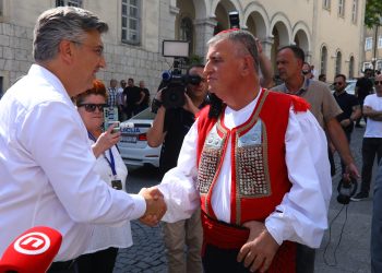 Pogledajte tko je sve došao na 309. Sinjsku alku