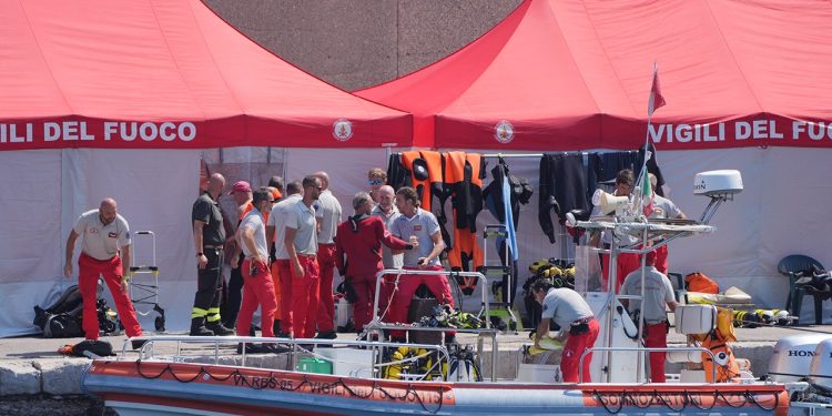 Potonuće smrtonosne superjahte u blizini obale Sicilije istražuje se kao moguće ubojstvo iz nehata