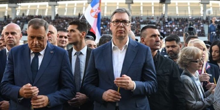 Poznati Srbin žestoko prozvao Vučića: ‘Idi u Glinu gdje si Srbe huškao pa tamo mitinguj’