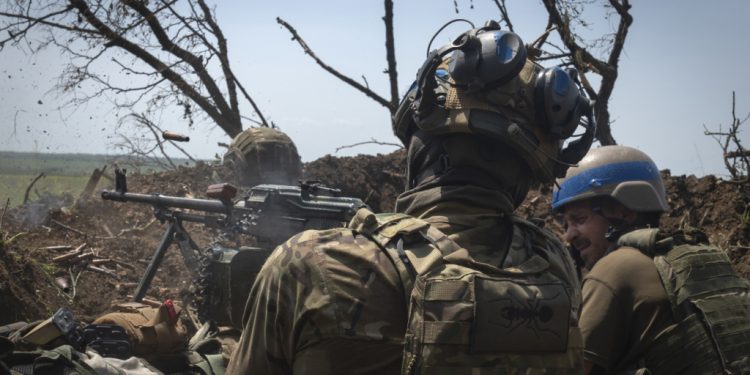 Procurile brutalne snimke: Pogledajte kako su Ukrajinci napali Ruse, ali u Siriji