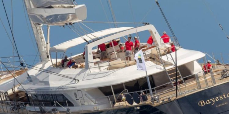 Proizvođač jedrilice koja je potonula kod Sicilije i u smrt odvela 7 osoba: “Ovaj je brod nepotopiv!”