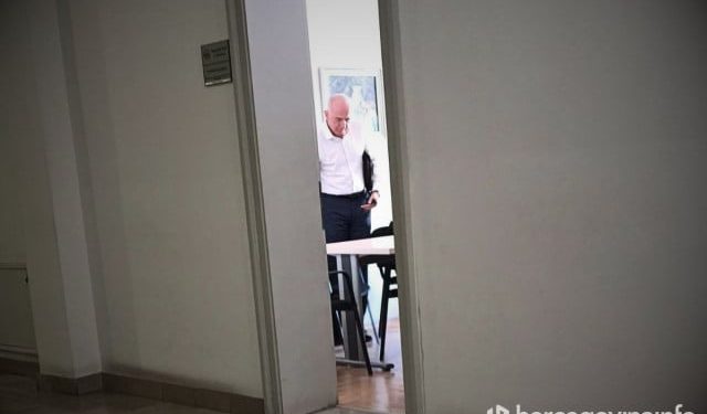 RADE BOŠNJAK PRED SUDOM Obavijestio sam predsjednika Dragana Čovića o natječajnoj dokumentaciji