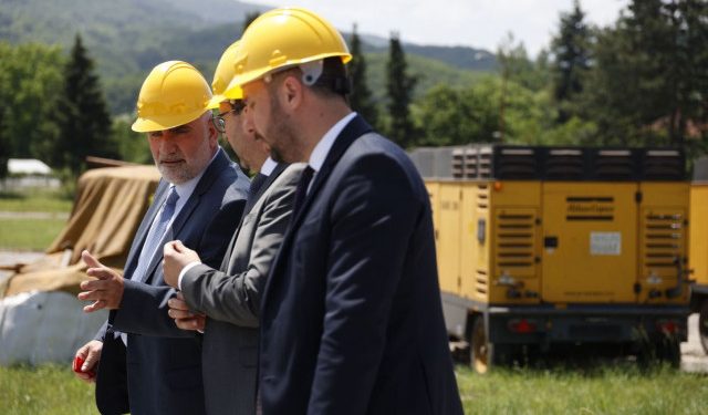 RADNICI TERMINALA ZABRINUTI Traže razrješenje Zornića i Zeljke te imenovanje v. d. direktora