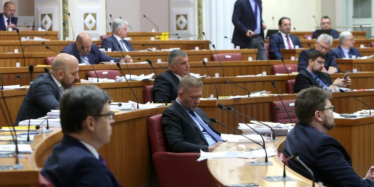 Rasulo u povijesnoj stranci: ‘Potpuno ju je uništio, zna se što mu je jedino bilo važno’