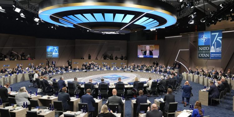 Ruski napadi prisilili NATO na hitno zasjedanje