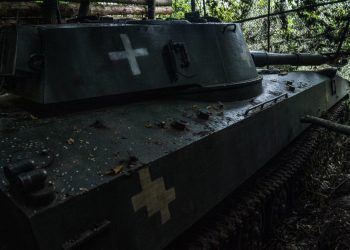 SAD će poslati dodatnu vojnu pomoć Ukrajini — RT World News