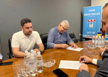 ŠOKIRALO I REVIZORE Otkriveno kako Široki Brijeg odvoz otpada plaća 60 KM po toni, dok Ljubuški plaća šest puta manje