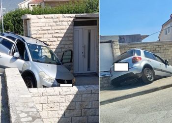 SPLIT Automobilom sletio u tuđe dvorište